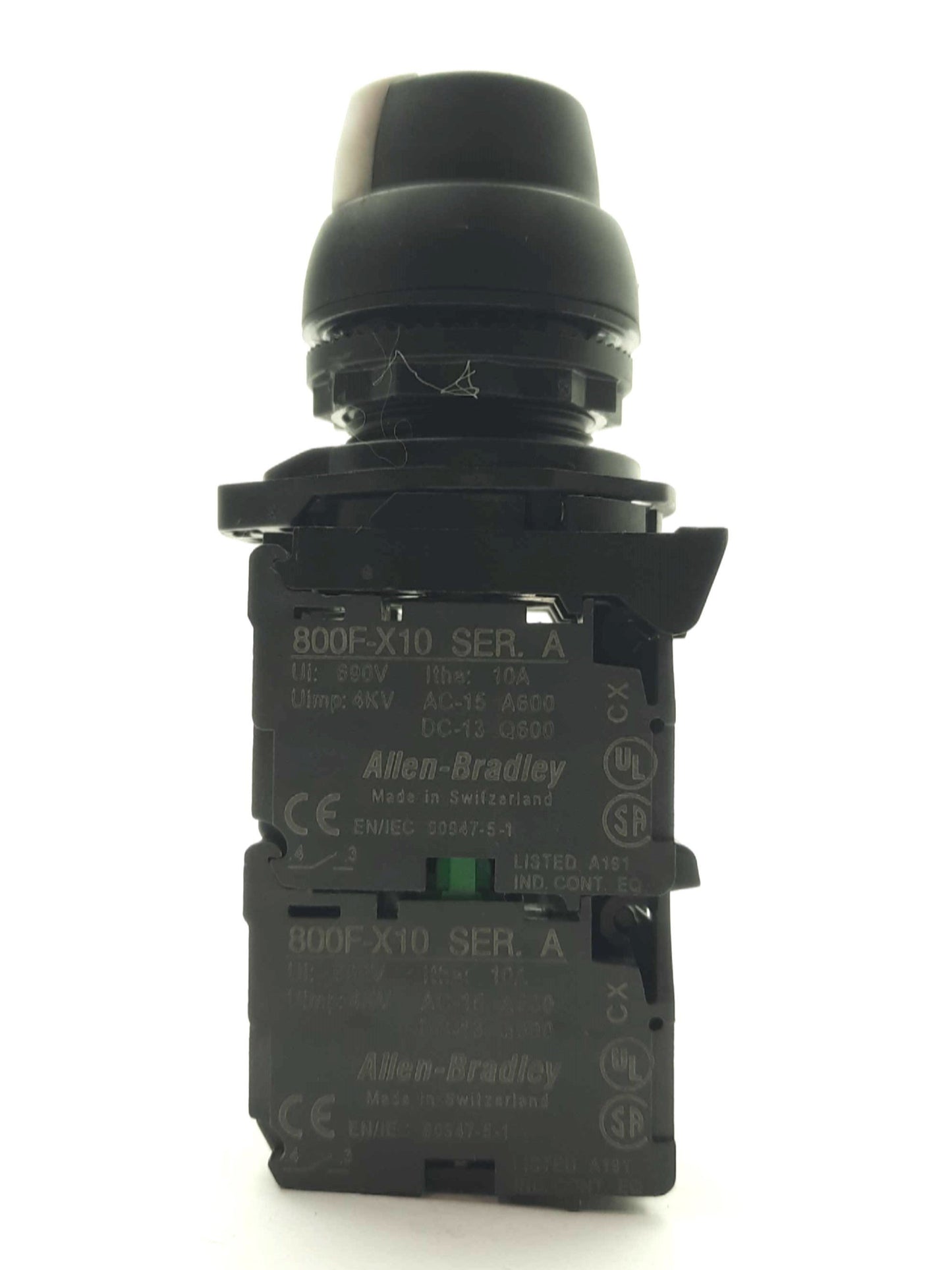 Used Allen Bradley 800FP-KM21PX40 Key Selector Switch 2-Position 4x NO 600V 10A 22mm