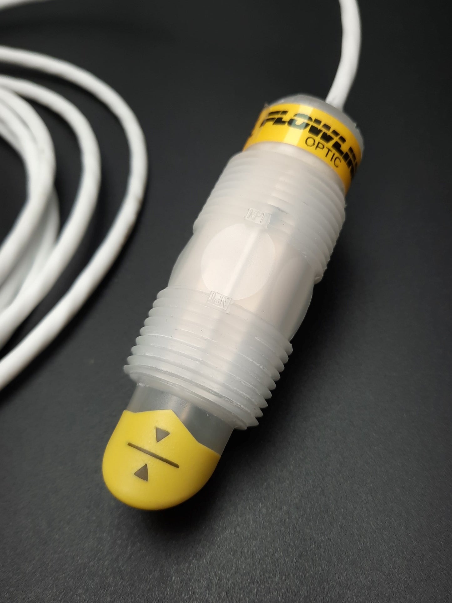 Used Flowline LO10-1305 Optic Liquid Leak Detection Switch 12-36 VDC Selectable NO/NC