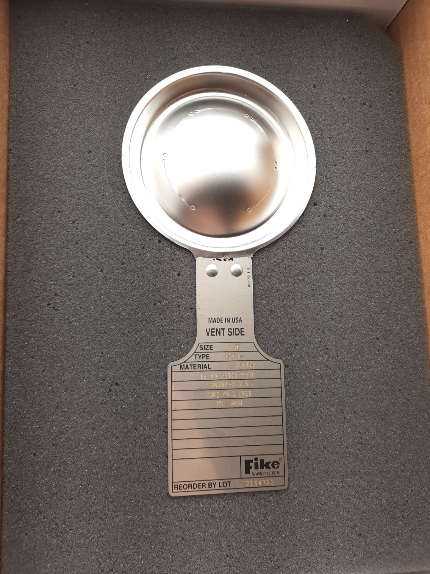 New Fike 2164722 HOV BT Rupture Disc Bolted Type 2" 19.40 PSIG @ 55°C (131°F)