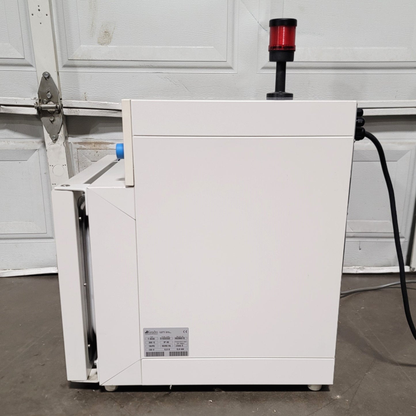 Used Heraeus Kendro T 6030 Heating Drying Oven 30L Capacity, 300°C Max, 120VAC