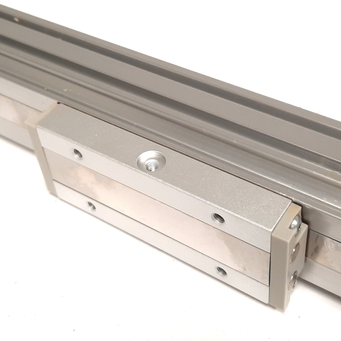 New SMC MY1B25TNG-1220Z Rodless Cylinder, Bore: 25mm, Stroke: 1220mm, 1/8" NPT