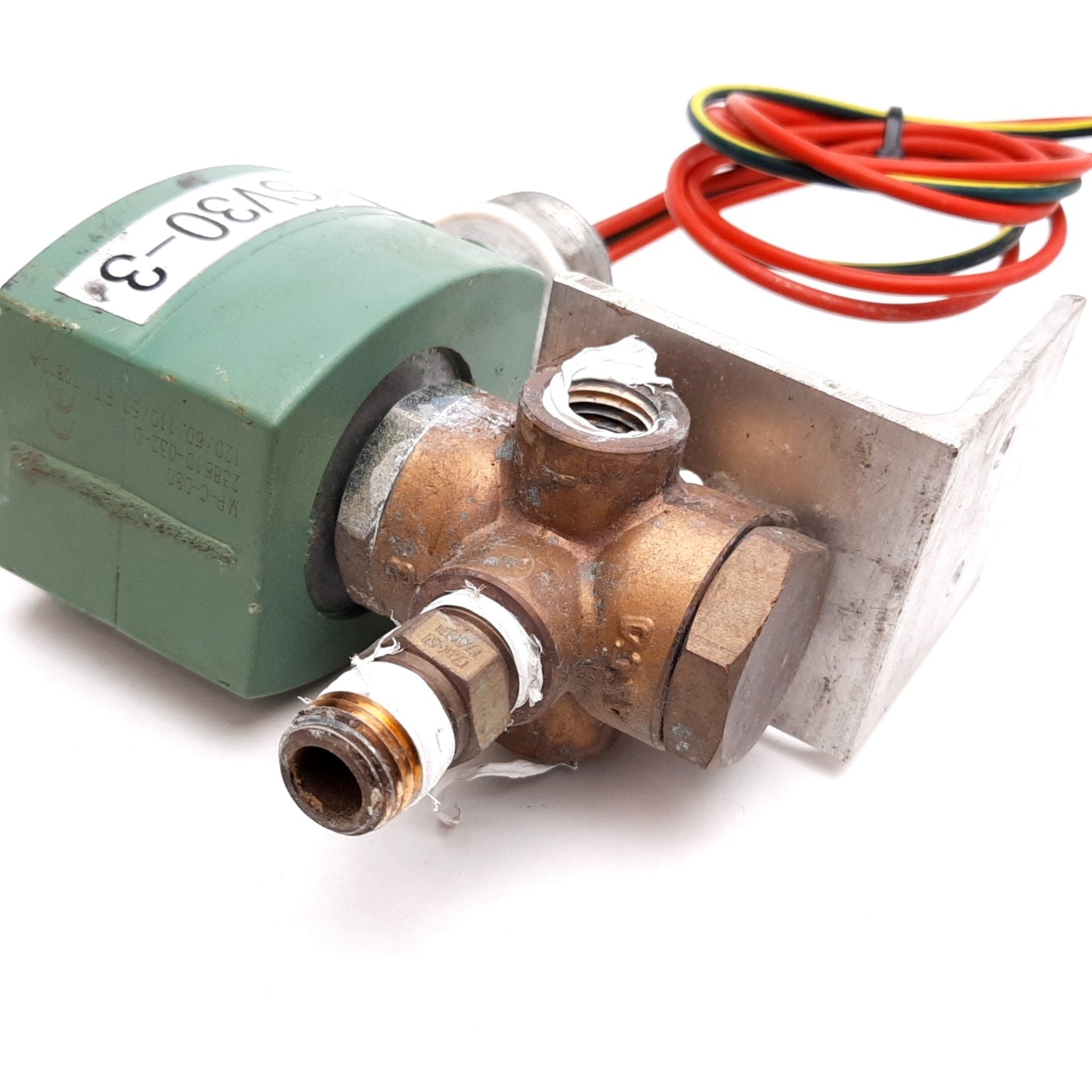 Used Asco 8262G220 Red-Hat II Solenoid Valve, 3-Way, Coil: 110/120VAC, 1/4" NPT