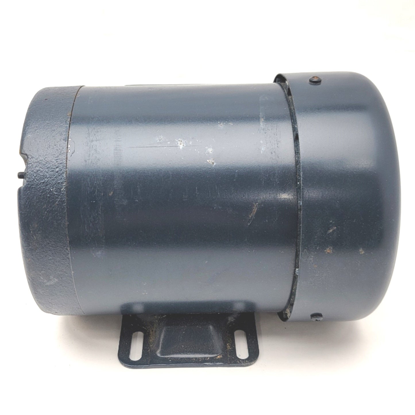Used Leeson C6T17FB45A 111176-00 AC Motor 3/4HP, 220-240/460VVAC, 2.8/1.4A, D56