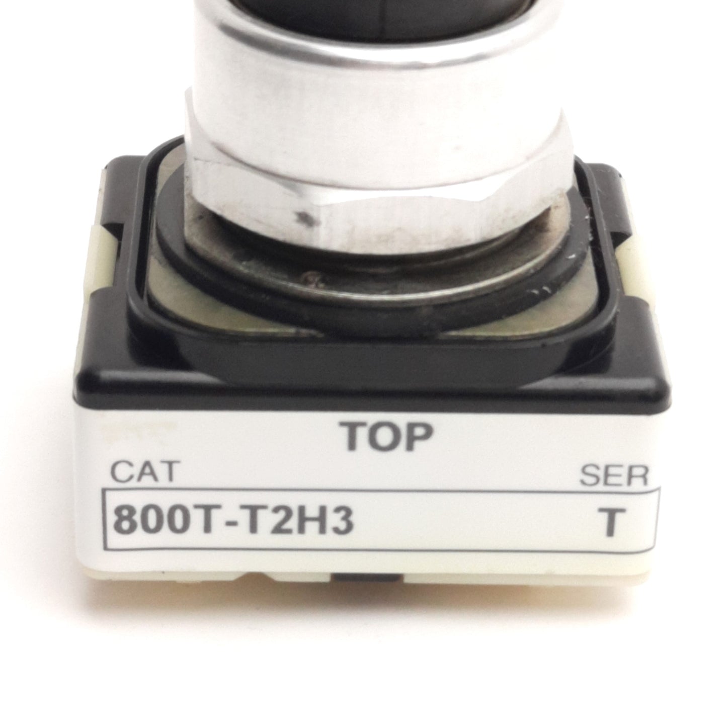 Used Allen Bradley 800T-T2H3 Toggle Switch, 2-Position, Spring Return, 30.5mm
