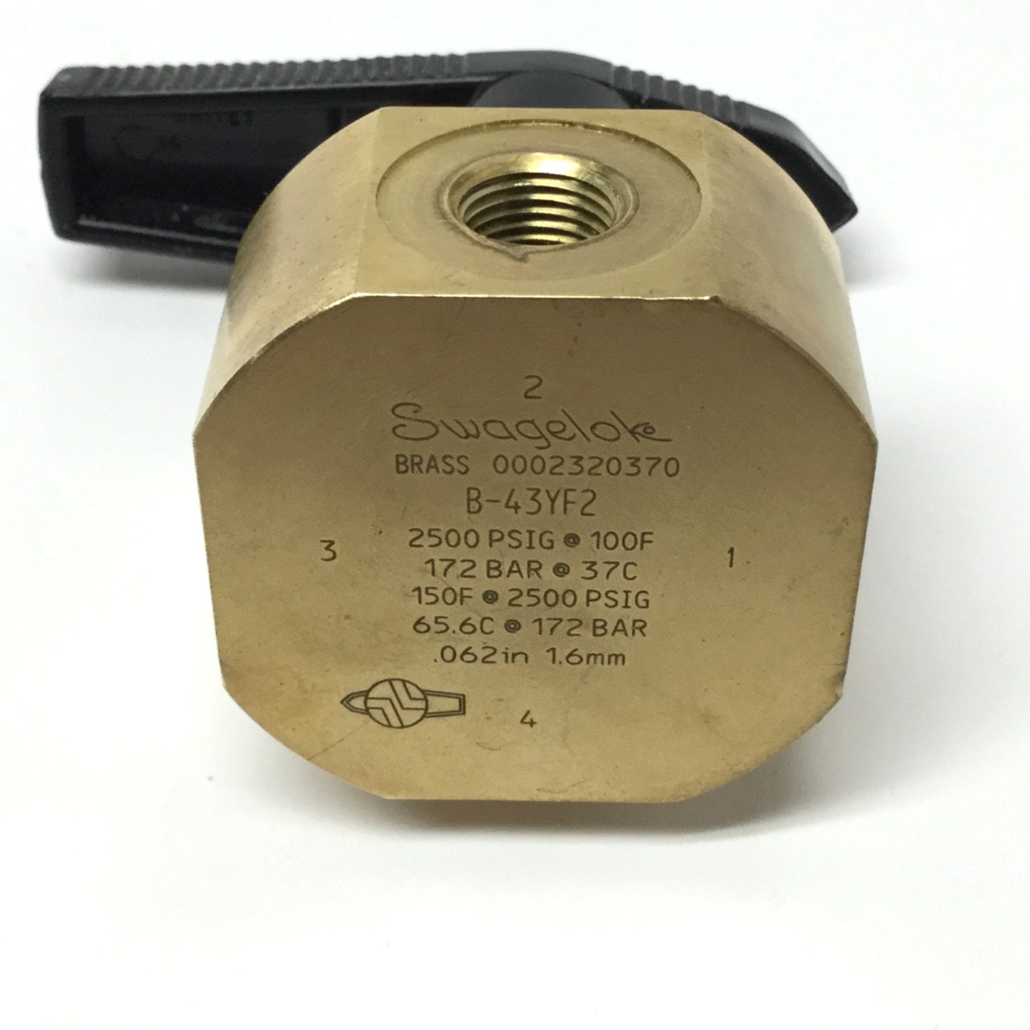 Used Swagelok B-43YF2 Brass Ball Valve, 4-Way Crossover, 1/8" NPT, 2500psi @100°F