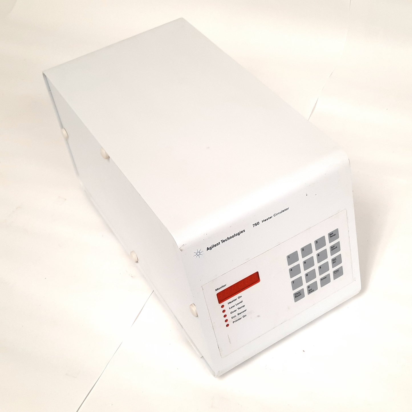 Used Agilent 750D Heater / Circulator, 115VAC 60Hz, 15A, 5-40°C, 11.36 L/min