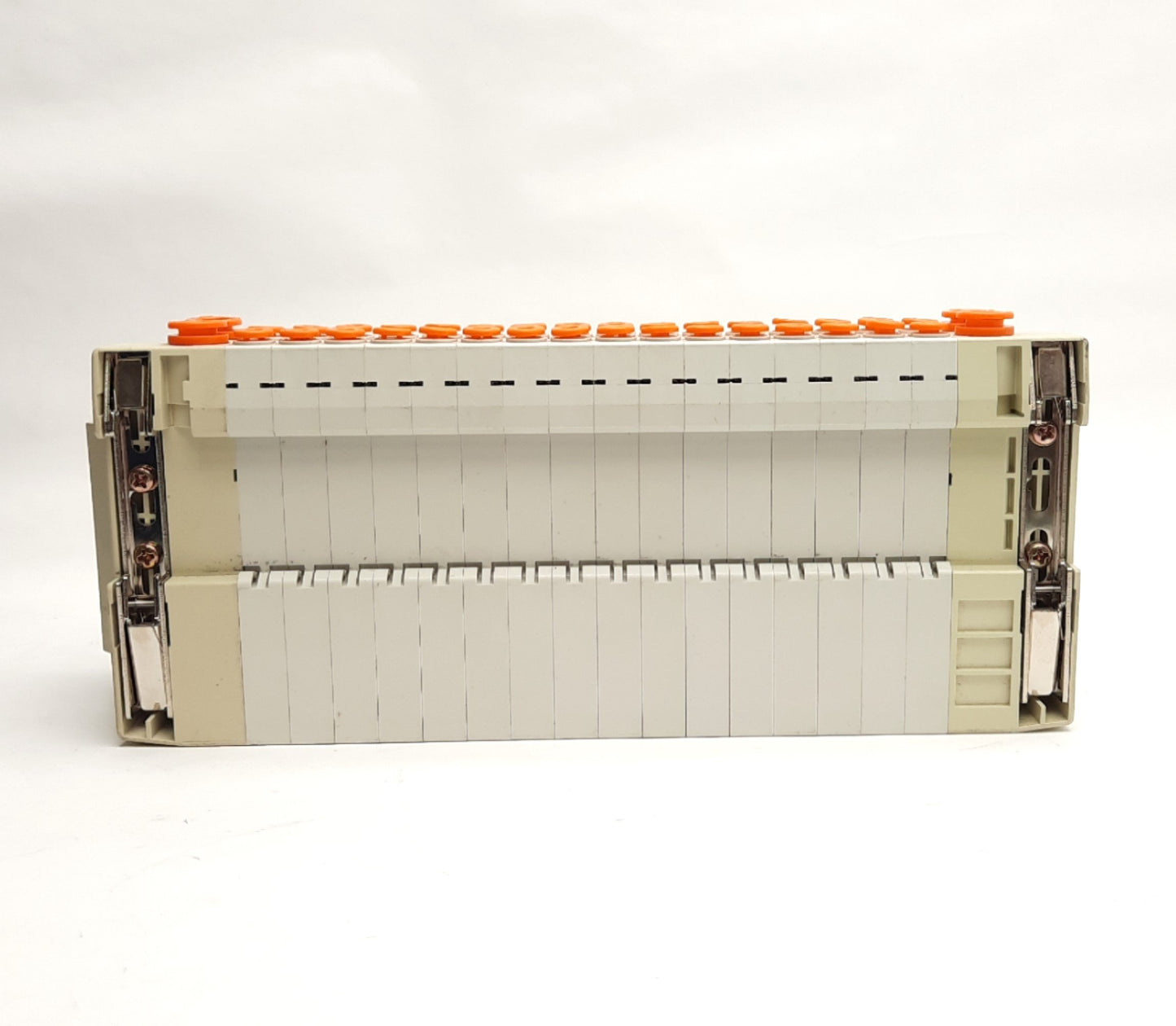 Used SMC SS5V1-16FD1-16-C4-D0 Cassette Base Manifold 16 Stations, D-Sub Connector