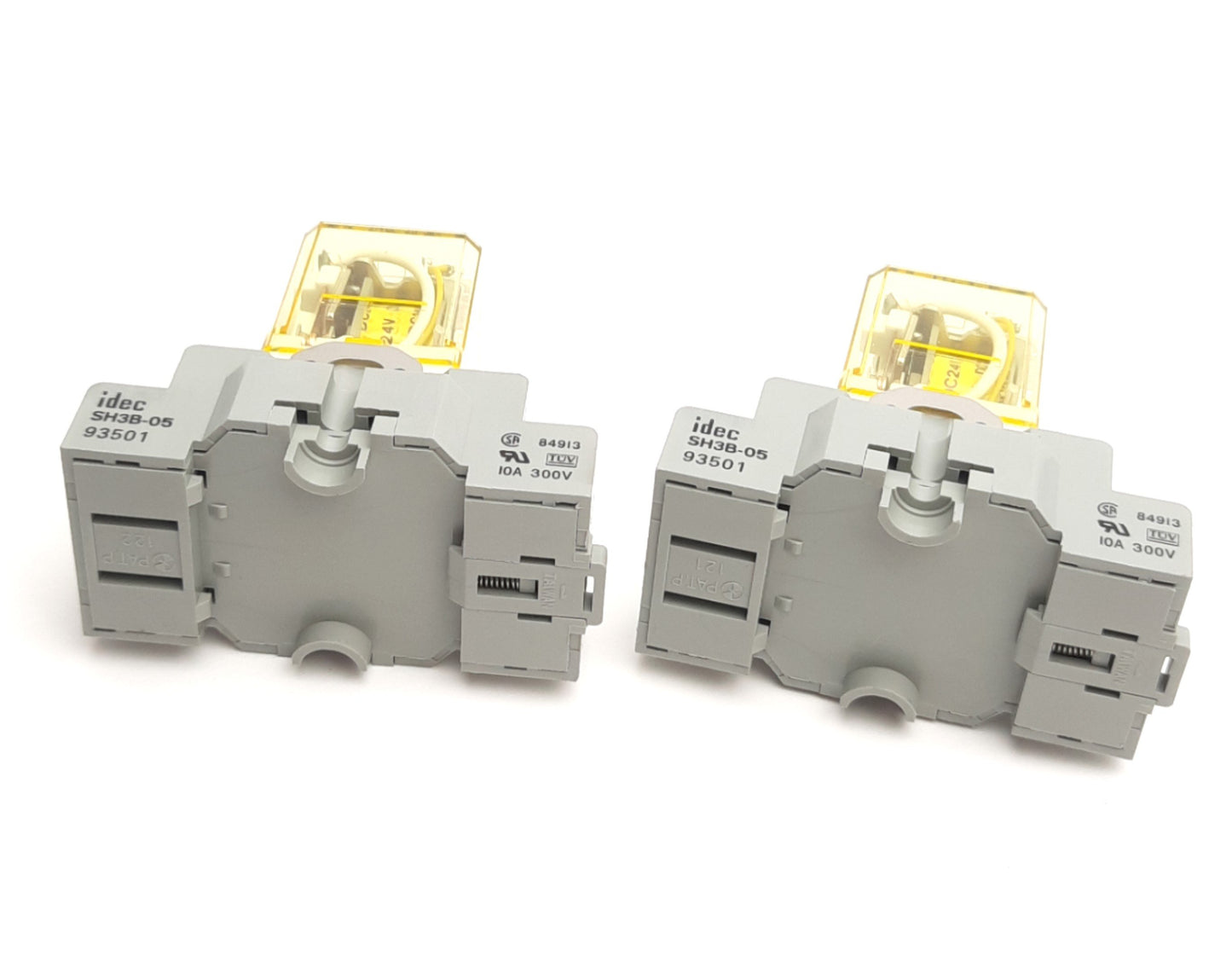 Used Lot of 2 IDEC RH3B-UL DC24V Ice Cube Control Relay, 24VDC Coil, 3PDT, 3-Pole