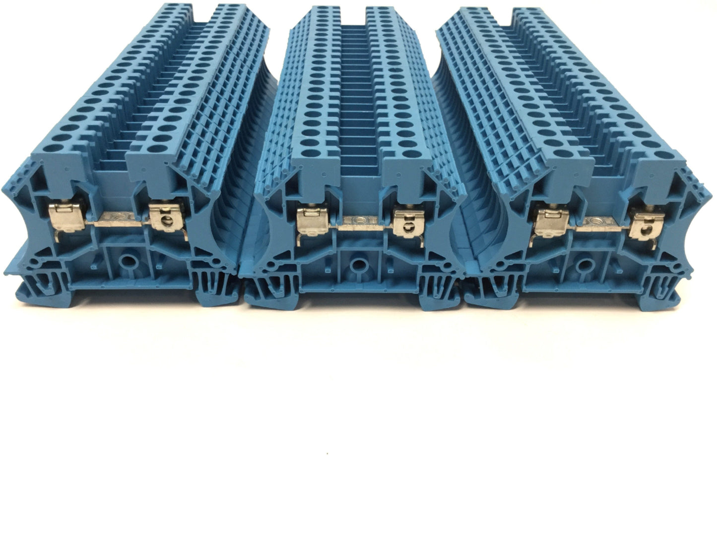 Used Lot of 69 Weidmuller WDU 4 BL Feed-Through Terminal Blocks, Blue, 800V 32A
