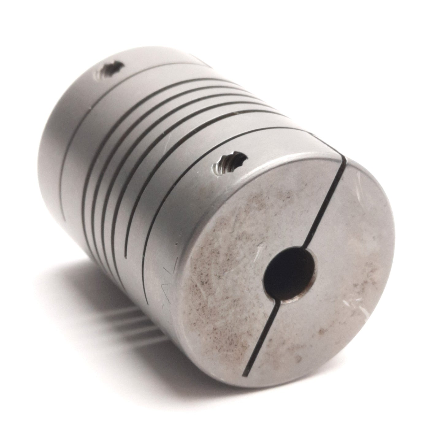 Used Helical HCR112-12-8 Flexible Coupling, 3/8" x 1/4" Bores, 1.5" length, 1.125" OD