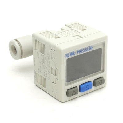 New SMC ZSE30A-C6L-N Vacuum Switch 0.0 to -105.0kPa, NPN Output, 12-24VDC 40mA