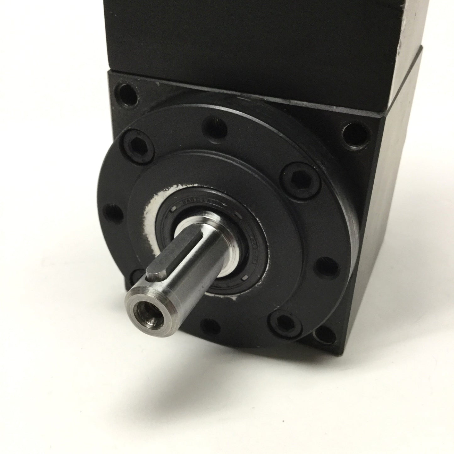Used Atek VC 065 C0 Right Angle Servo Bevel Gear Box Drive, 1:1 Ratio, 3.6Nm @4000RPM