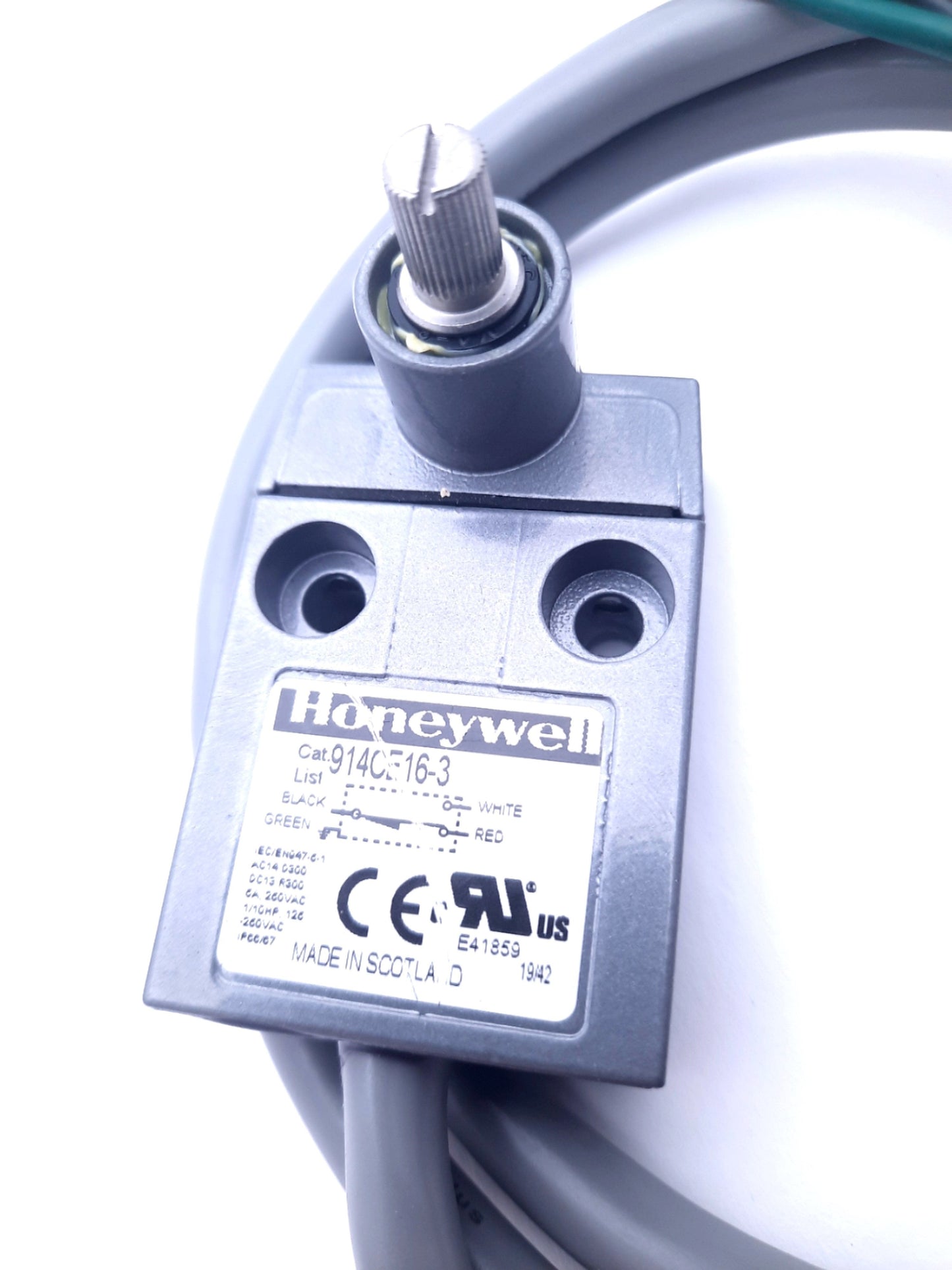 New Honeywell 914CE16-3 Compact Limit Switch 250VAC 28VDC 5A, SPDT, 0.34Nm