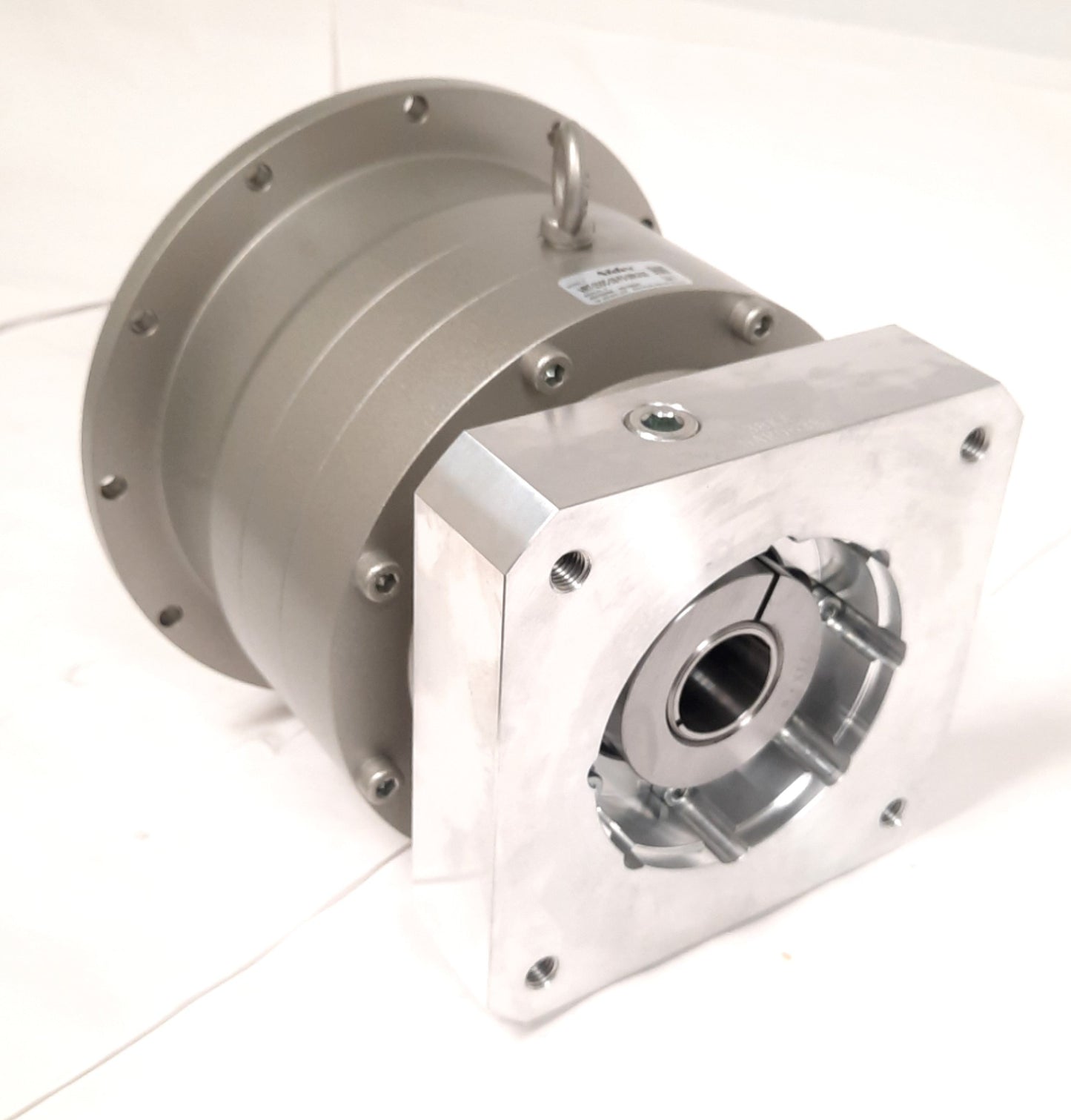 New – Open box Nidec VRT-200C-28-F3-38KA35 Inline Planetary Reducer 28:1 Reduction, 38mm Bore