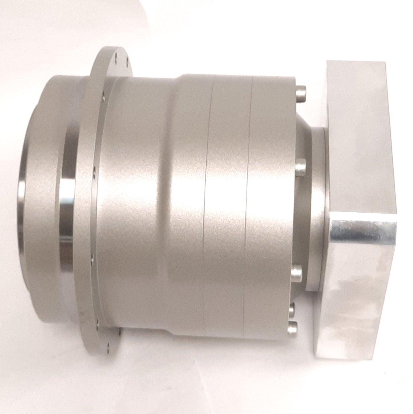 New – Open box Nidec VRT-200C-28-F3-38KA35 Inline Planetary Reducer 28:1 Reduction, 38mm Bore