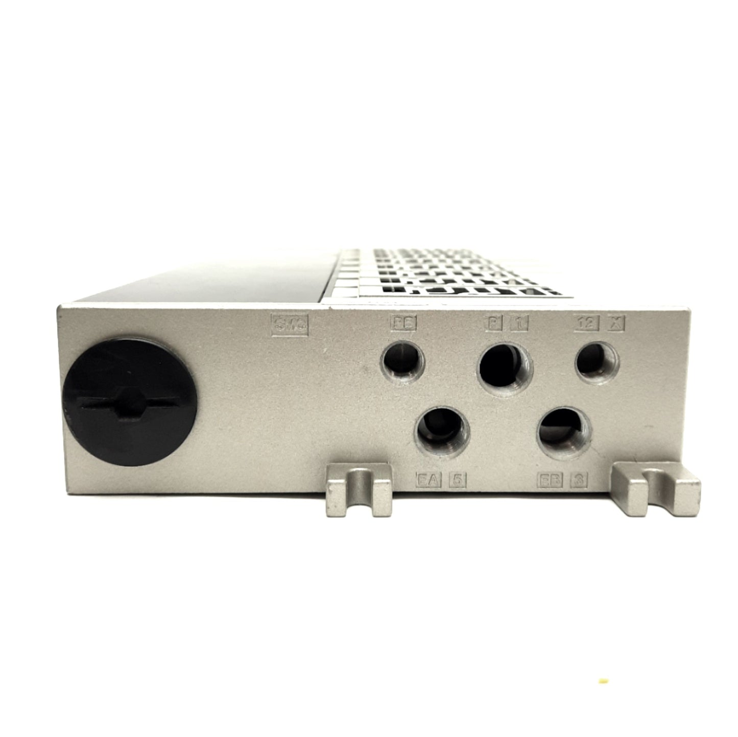 Used SMC NVV5FS2-01T1-081-02T Manifold, 8 Valve Stations, Side Ported, ¼NPTF, 150 psi