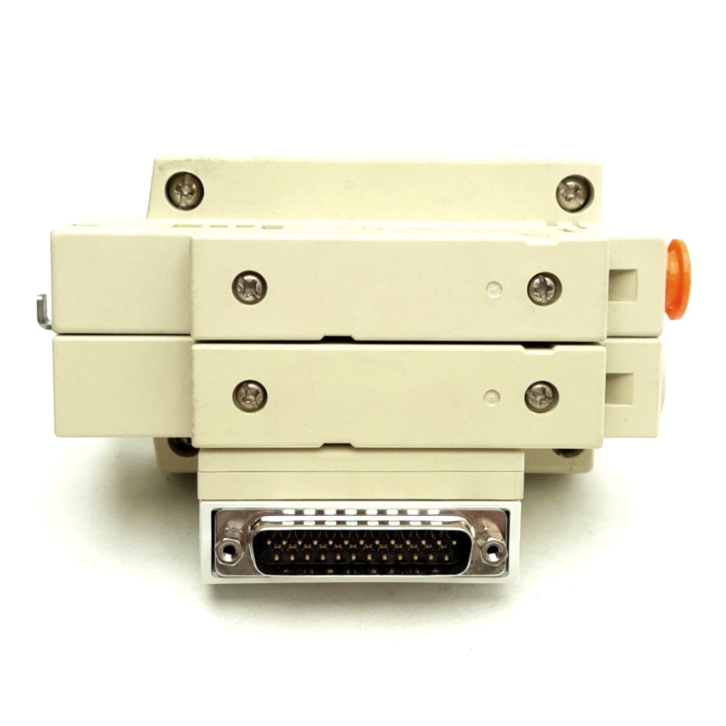 Used SMC SS5V2-16FD1-U-N11 SUP/EXH Block & End Block Assembly, D-Sub, 0.15-0.7MPa