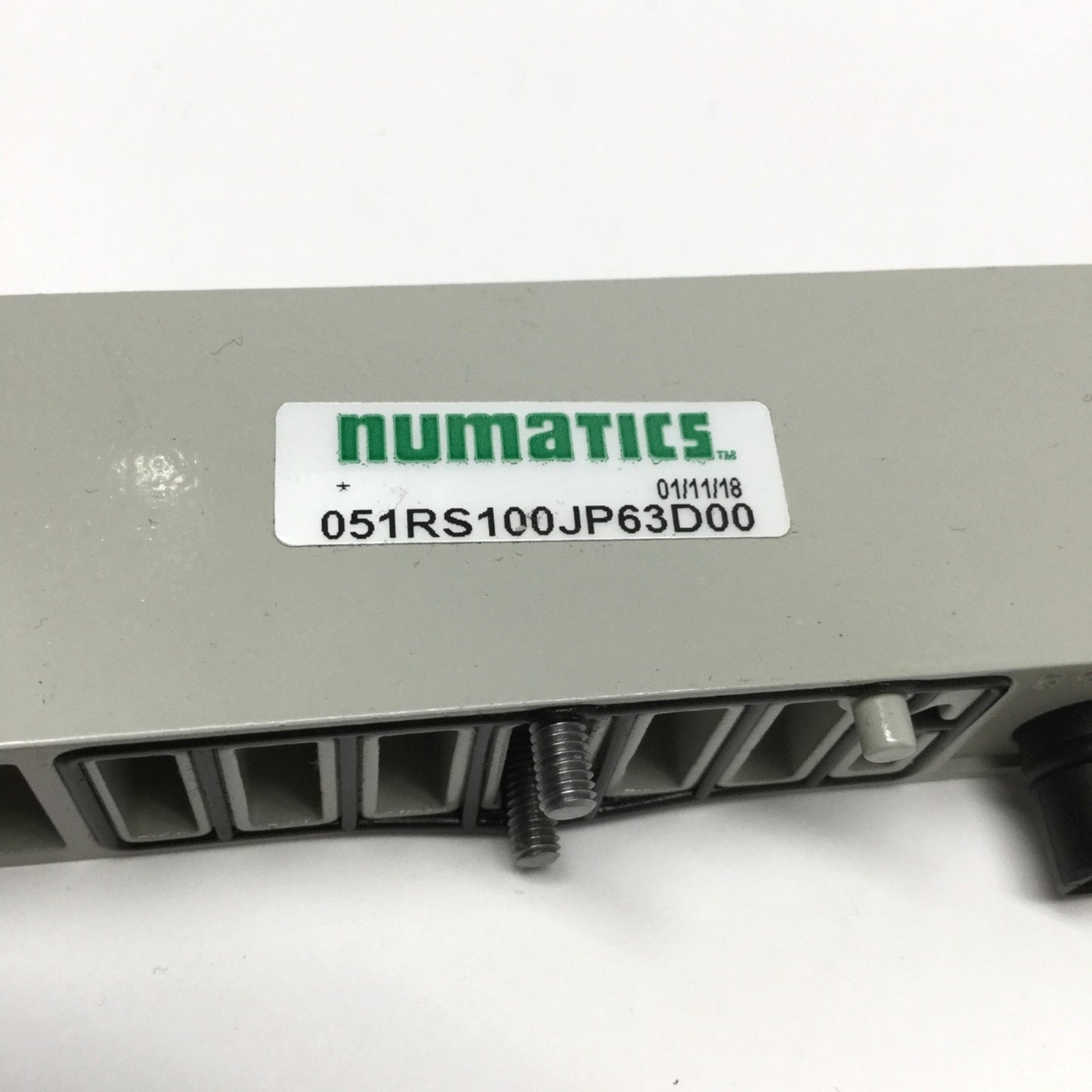 Used Numatics 051RS100JP63D00 Sandwich Pressure Regulator Valve Block 10-130psi