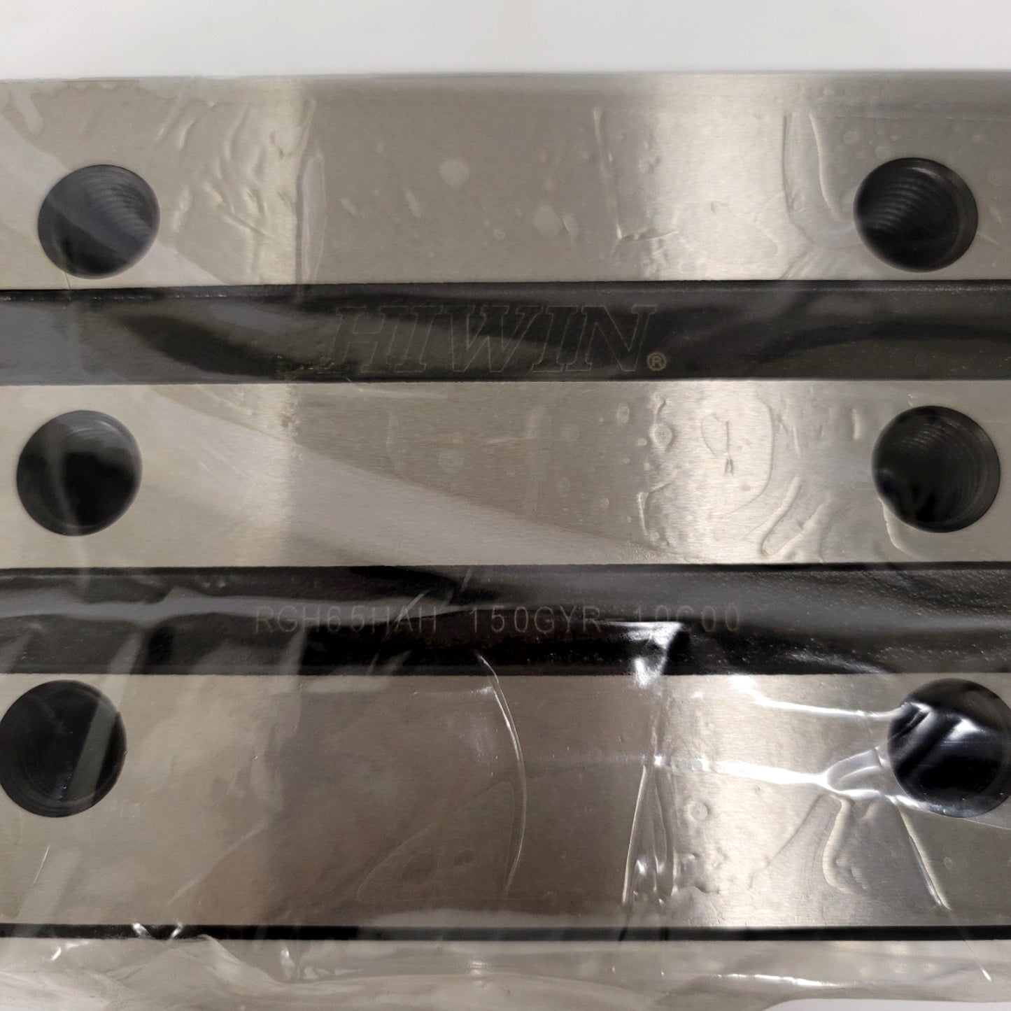 New HIWIN RGH65HAZAH Linear Rail Bearing Block 572.7N Capacity 295mmL x 162mmW 90mmH