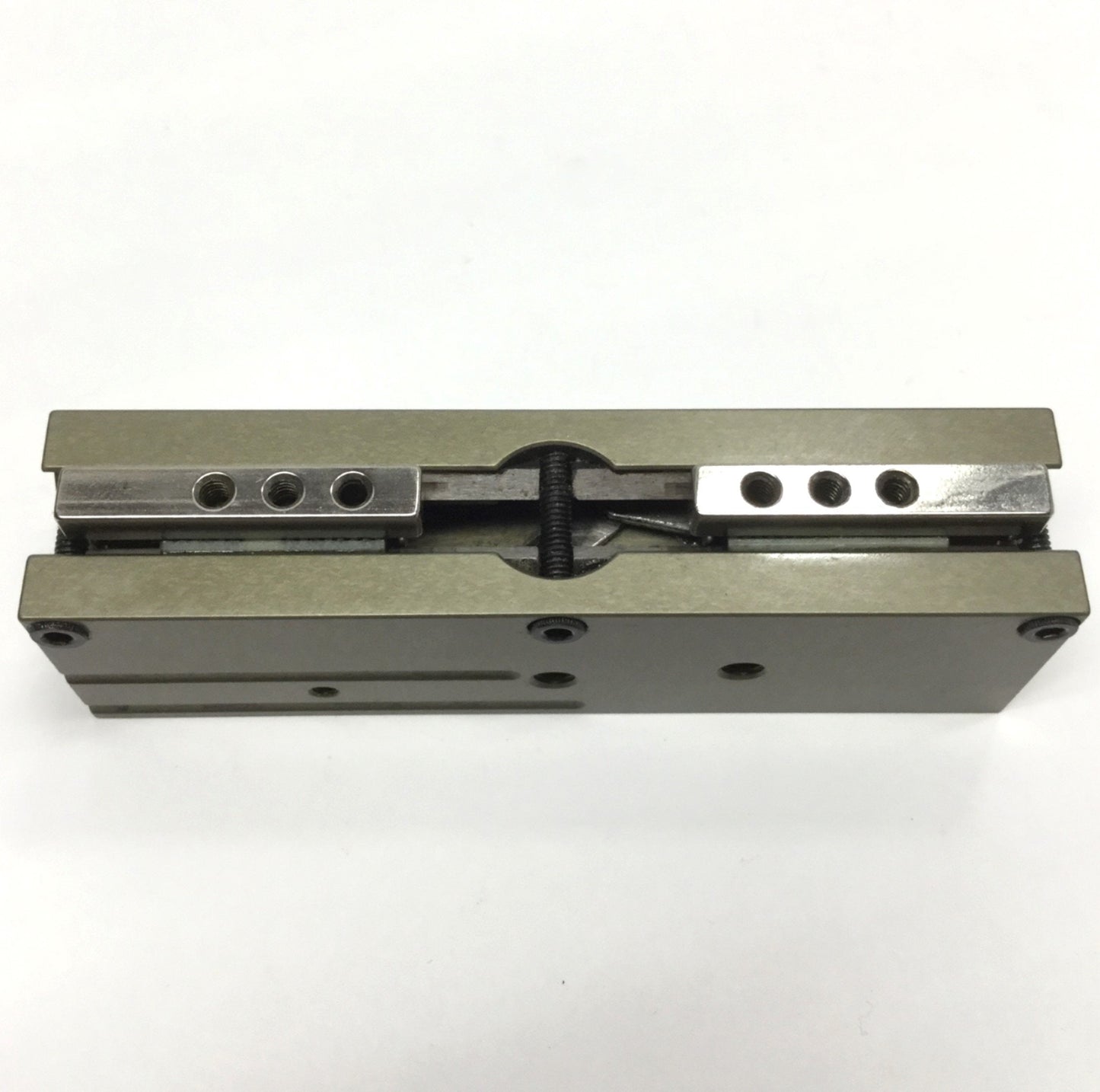 Used Destaco Robohand RPL-4 Low Profile Parallel Gripper, 2-Jaw, 1" Stroke, 5-100psi