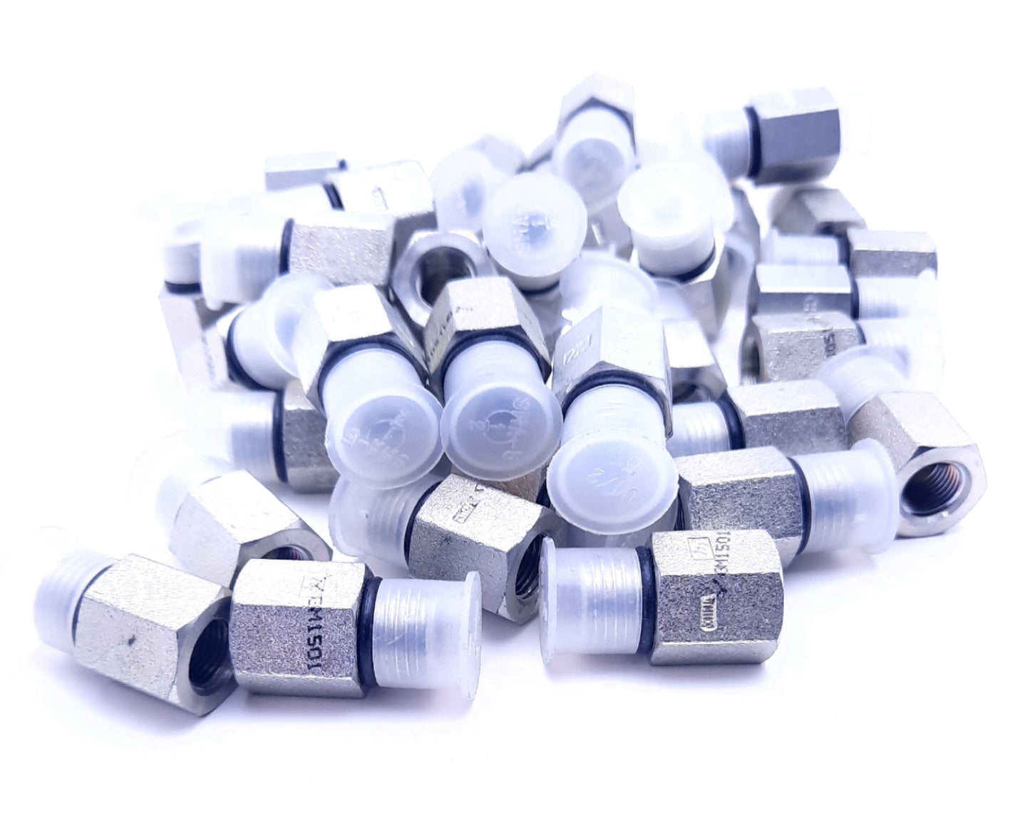 New Lot of 40 C3269-5-2 Male BOSS x Female Pipe Adapter NPT Pipe Fitting 1/8" NPT