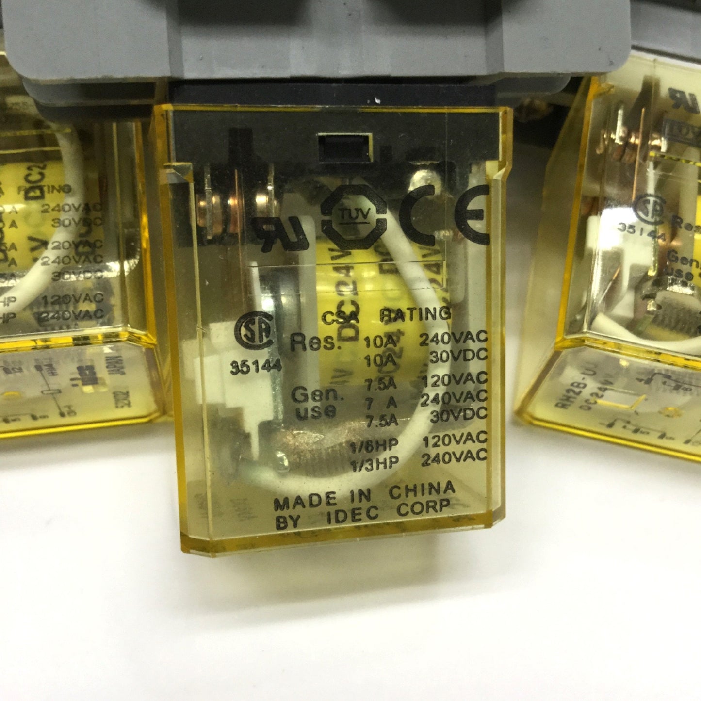 Used Lot of 3 Idec RH2B-U Ice Cube Control Relay 24VDC Coil, DPDT 10A 240VAC w/Socket