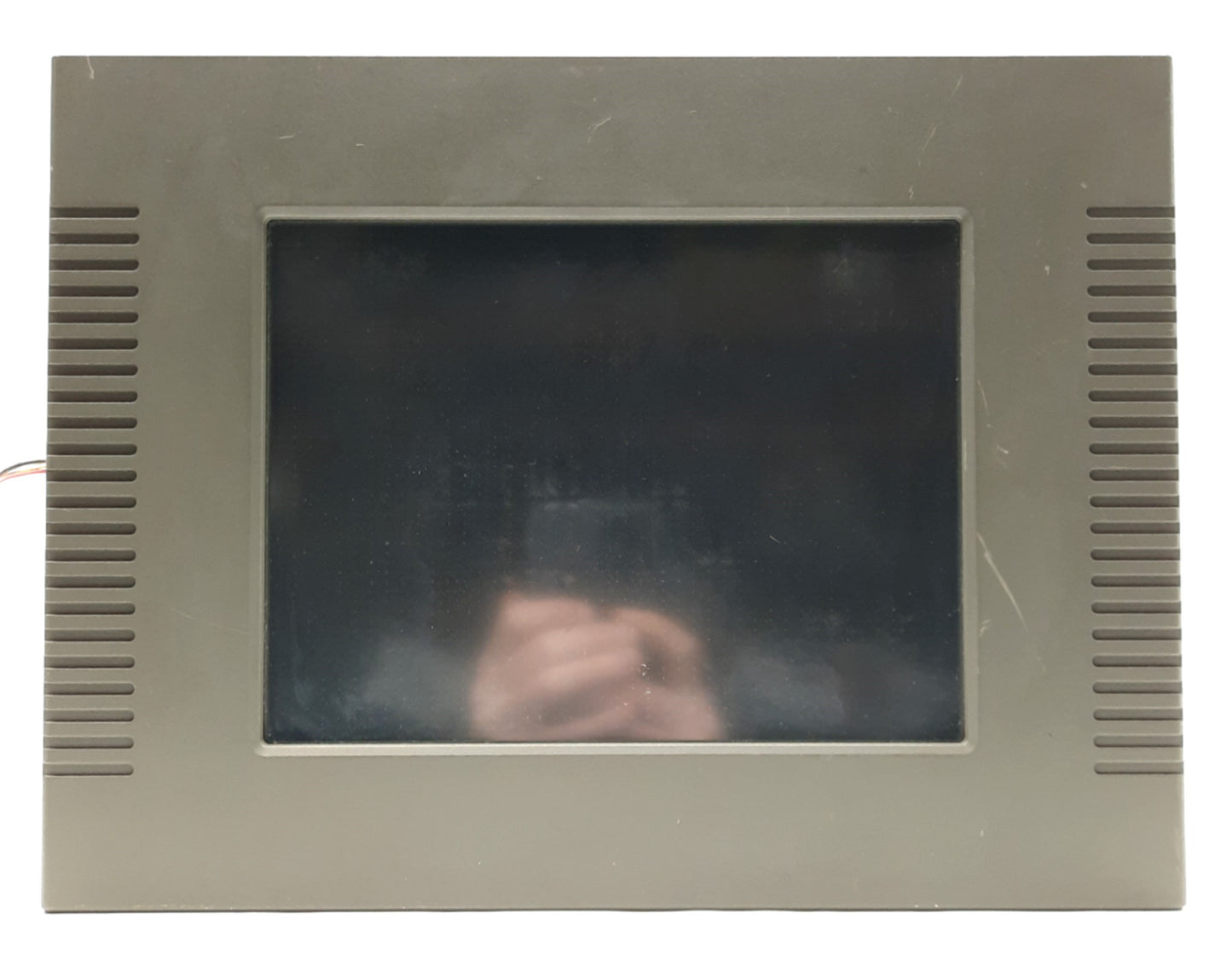 Used Advantech AWS-8100T-T Touch Panel PC 10.4" Intel MMX 266MHz 120-240VAC *No HDD*