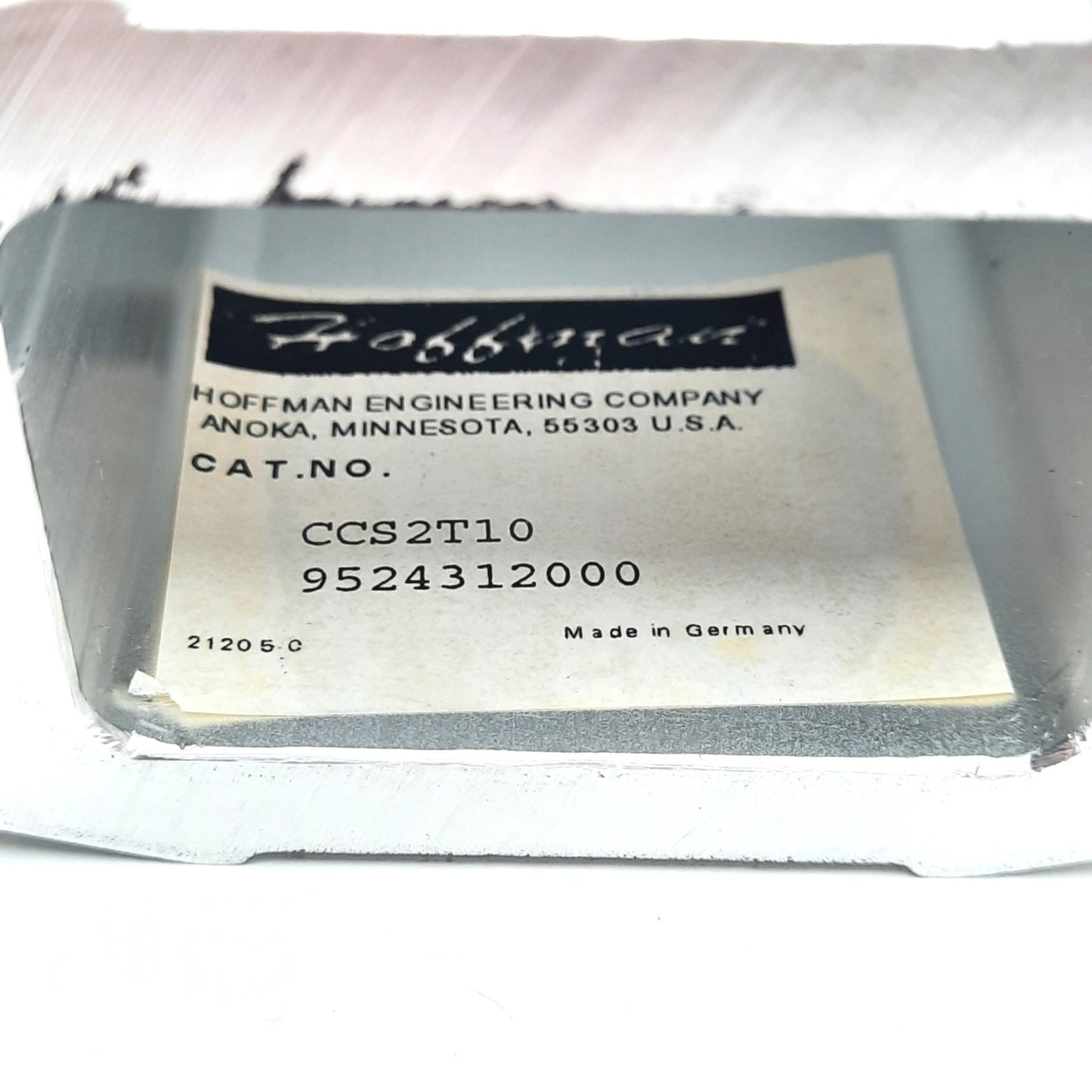 Used Hoffman CCS2T Series 2 Pendant Arm Support, 45x60x300mm, 8mm Thickness, Aluminum