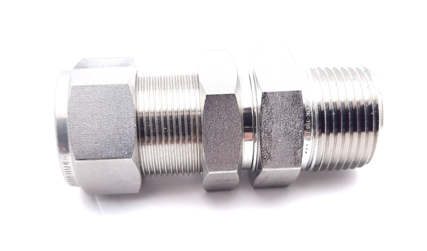 New Swagelok SS-1210-11-12 Tube Fitting Bulkhead Male Connector 3/4" OD, 3/4" NPT