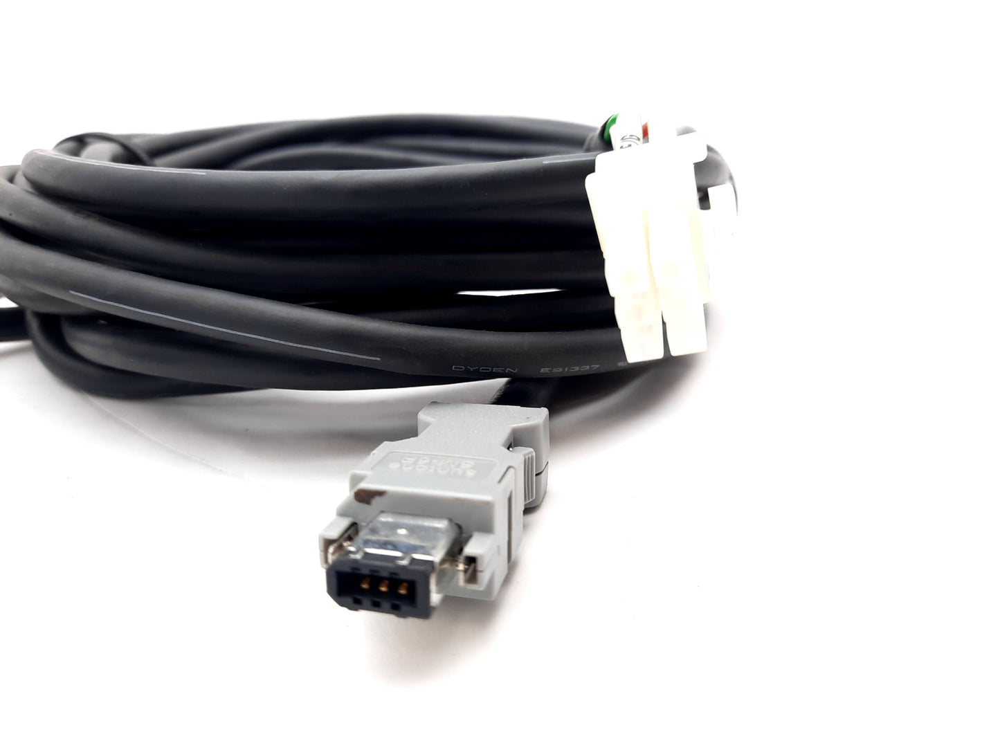 Used Yaskawa SGM7J-01AFA21 AC Servo Motor 3 Phase 200VAC 0.85A 100W 0.318Nm 30001/min