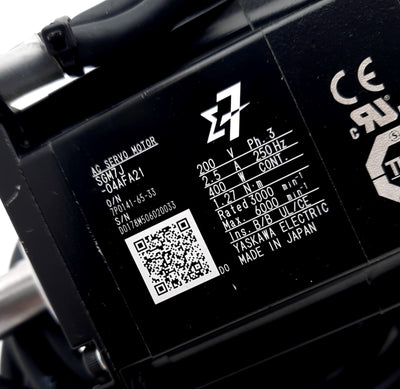 Used Yaskawa SGM7J-04AFA21 AC Servo Motor 3 Phase 200VAC 2.5A, 1.27Nm 3000 1/min