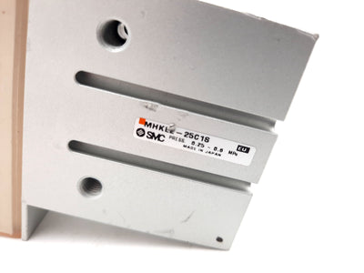 New SMC MHKL2-25C1S Pneumatic Air Parallel Gripper 25mm Bore, Single Acting N.C