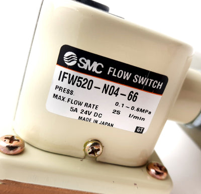 New SMC IFW520-04-66 Electric Flow Switch 1/2, 24VDC, 5A, 25 l/min, 0.1-0.6MPa