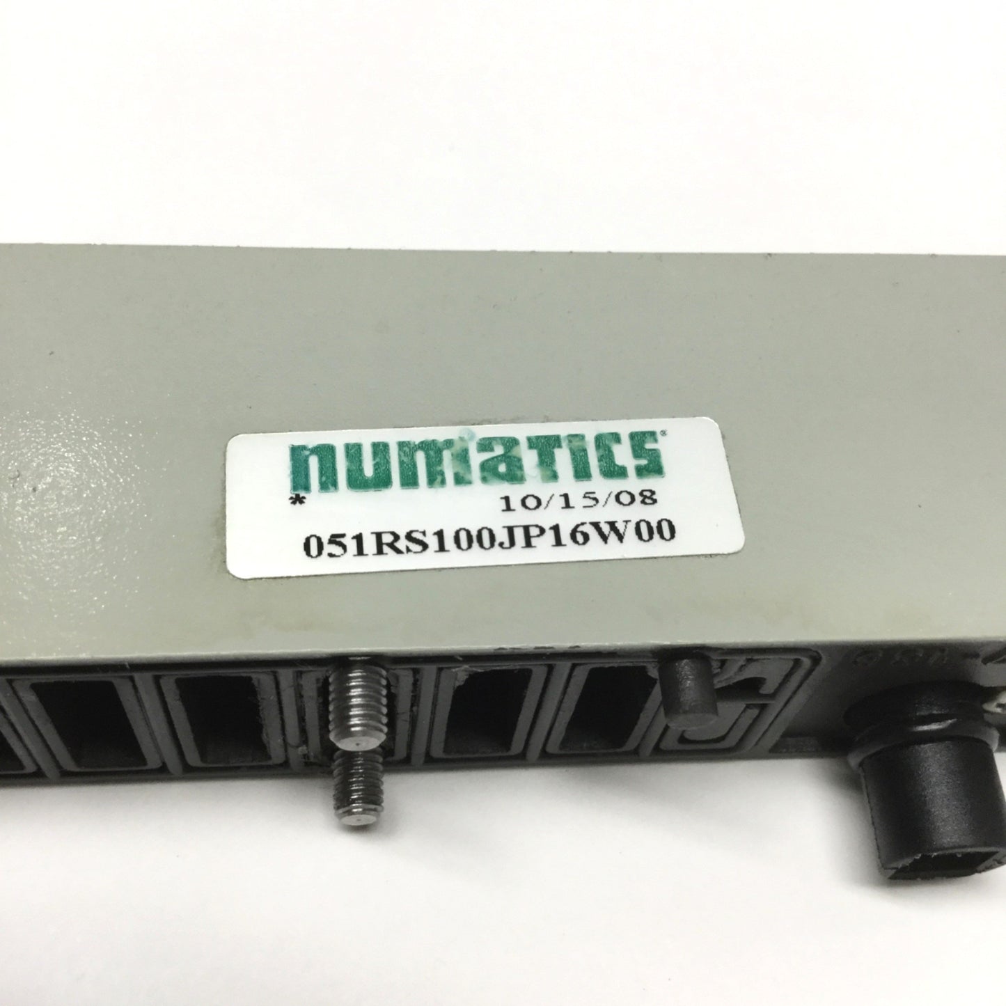 Used Numatics 051RS100JP16W00 Sandwich Pressure Regulator Valve Block 10-130psi