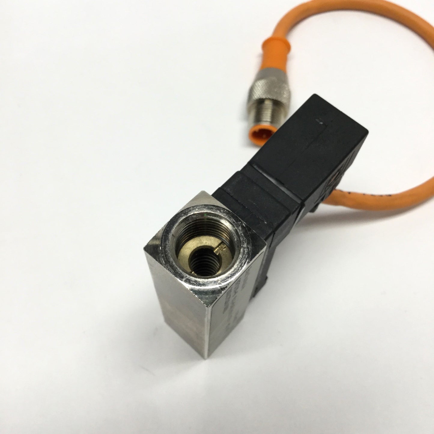 Used Barksdale BFS10-N Adjustable Water Flow Switch 0.1-0.6 LPM, G1/4" NO, 200VAC 1A