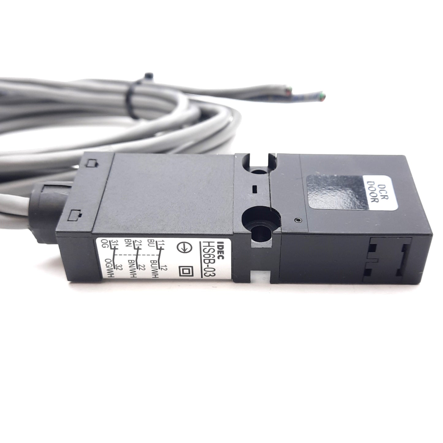 Used IDEC HS6B-03 Safety Interlock Switch, 3NC, 240VAC 0.75A/250VDC 0.27A, 2m