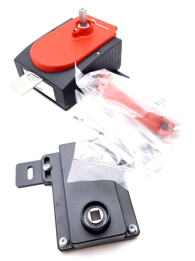 New Euchner MGB-H-AA1A6-R-111838 Door Handle Module Auto Lockout W/ Escape Release