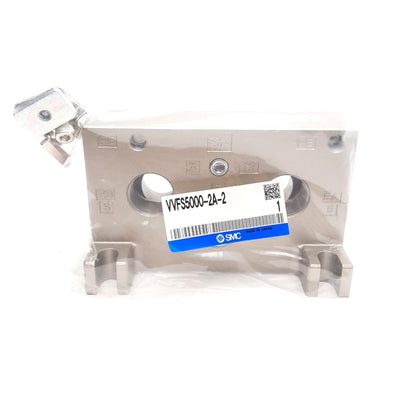 New SMC VVFS5000-2A-2 End Plate for VFS5000 Series Non Plug-in Type Manifold, 1.0MPa