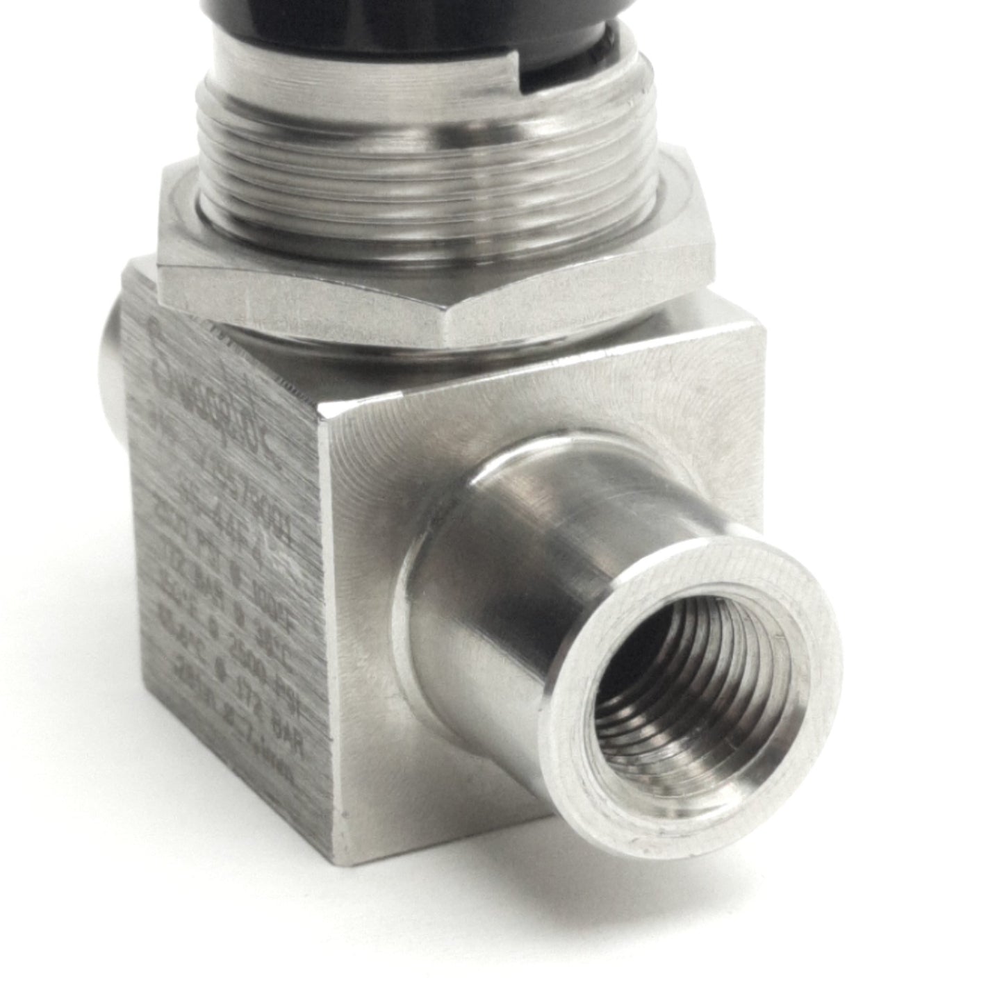 Used Swagelok SS-44F4 Ball Valve, 304 Stainless Steel, 1/4" NPT Female, 3.0CV