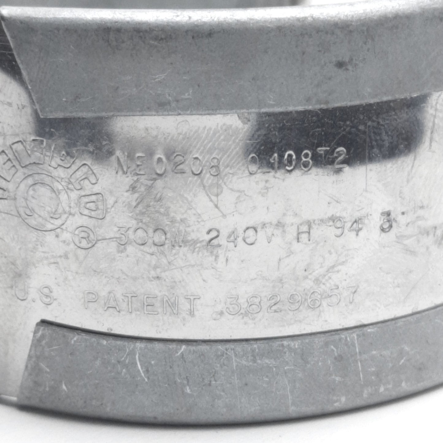 Used Tempco NE02080108T2 Mica-Band Heater Ø2.5" x 1.5" 240VAC, 300W, Screw Terminals
