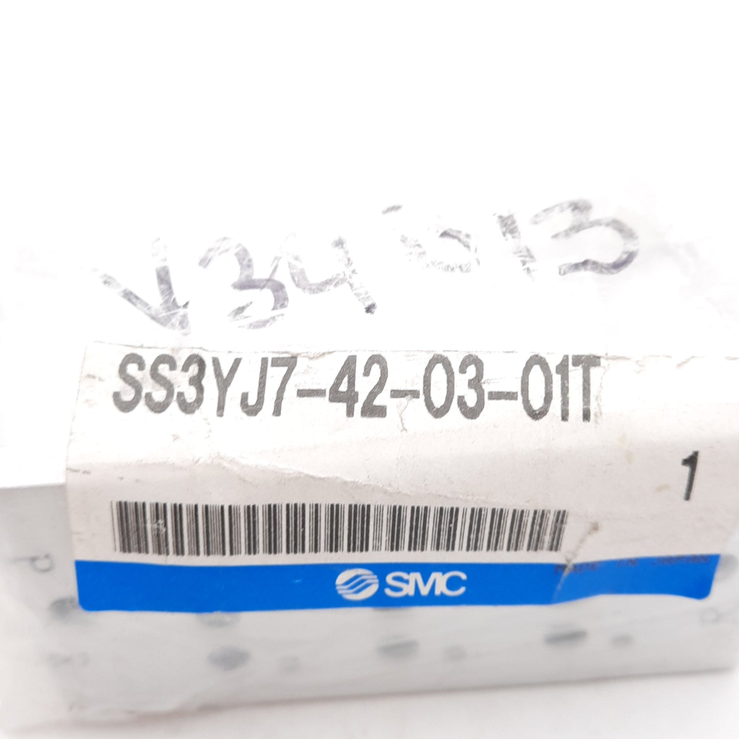 New SMC SS3YJ-42-03-01T Internal Pilot Manifold Base Mounted, 3 Stations, 1/8in NPTF