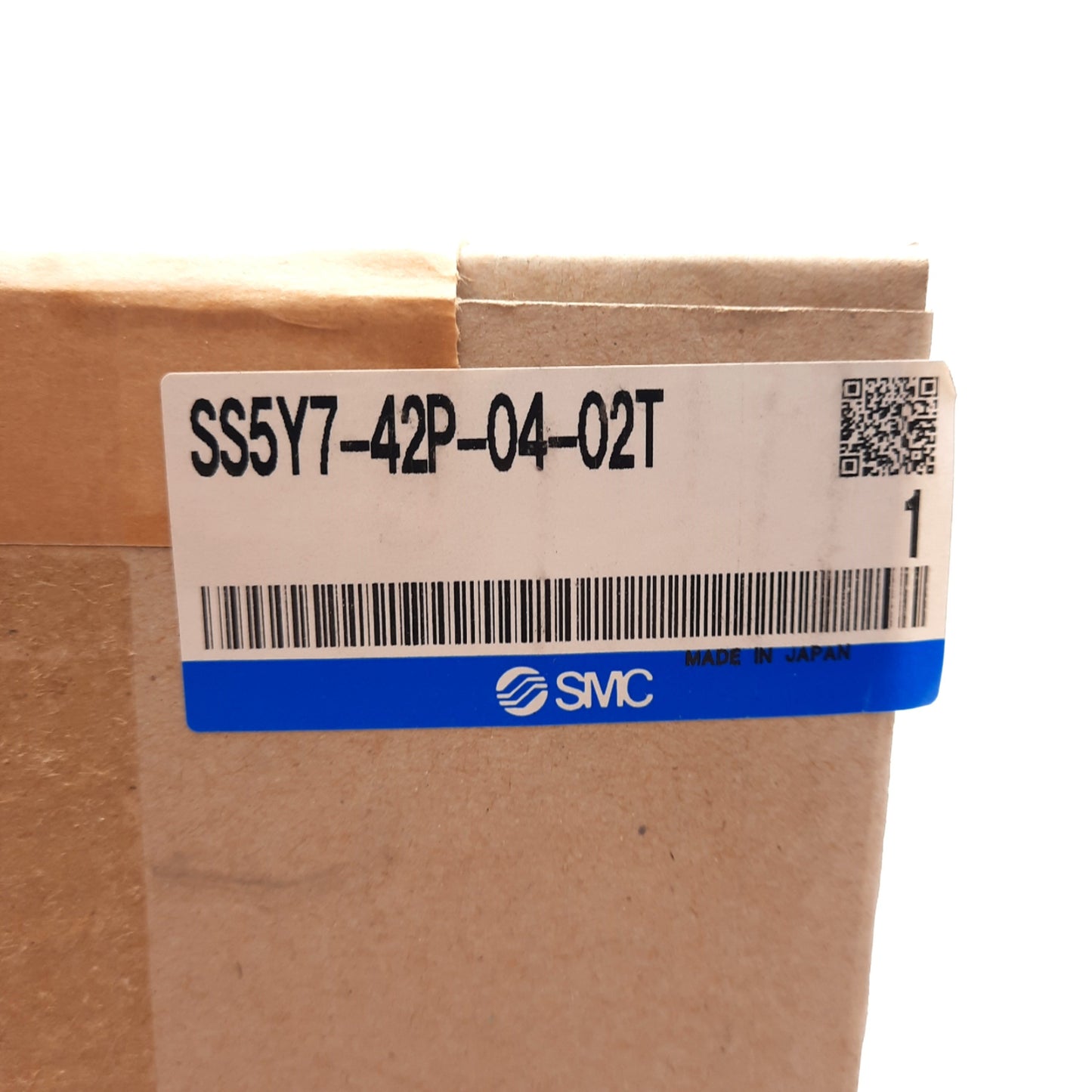 New SMC SS5Y7-42P-04-02T Manifold Block 26-Pin Flat Connector, 1/4in NPTF Ports