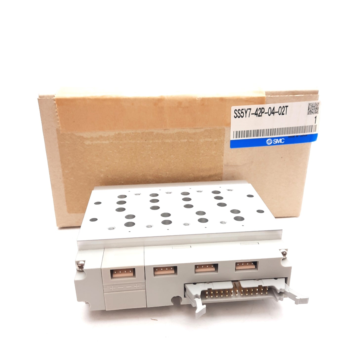New SMC SS5Y7-42P-04-02T Manifold Block 26-Pin Flat Connector, 1/4in NPTF Ports