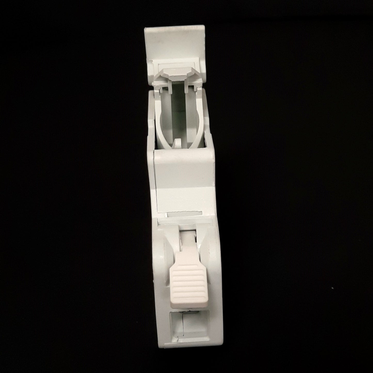 New Lot of 7 WAGO 811-310 2-Conductor Fuse Holder, Single Level, 690V 32A, DIN Rail