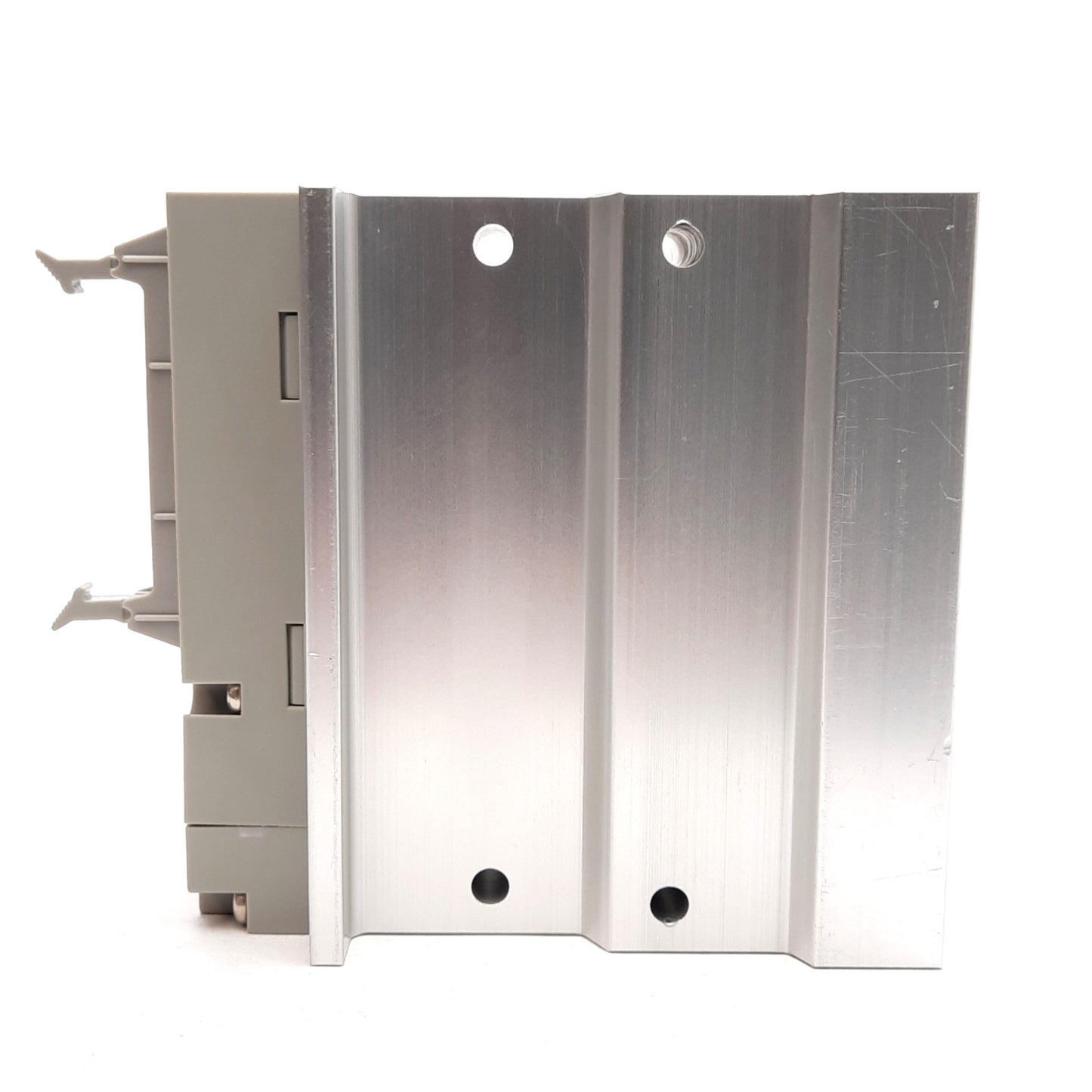 New SMC SS5Y7-42P-03-02T Manifold Block 26-Pin Flat Connector, 1/4in NPTF Ports