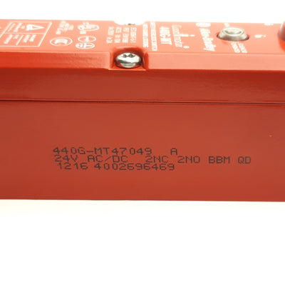 Used Allen Bradley 440G-MT47049 Guardmaster Safety Interlock Switch 2NC/2NO, 24VAC/DC