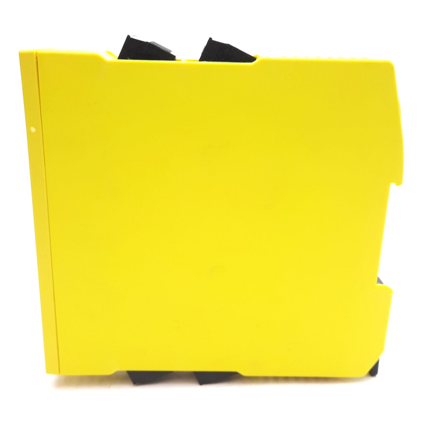 New – Open box ABB 2TLA010050R0000 Sentry Safety Relay, 24VDC Supply, 3NO +1NC, 250V 4A Rating