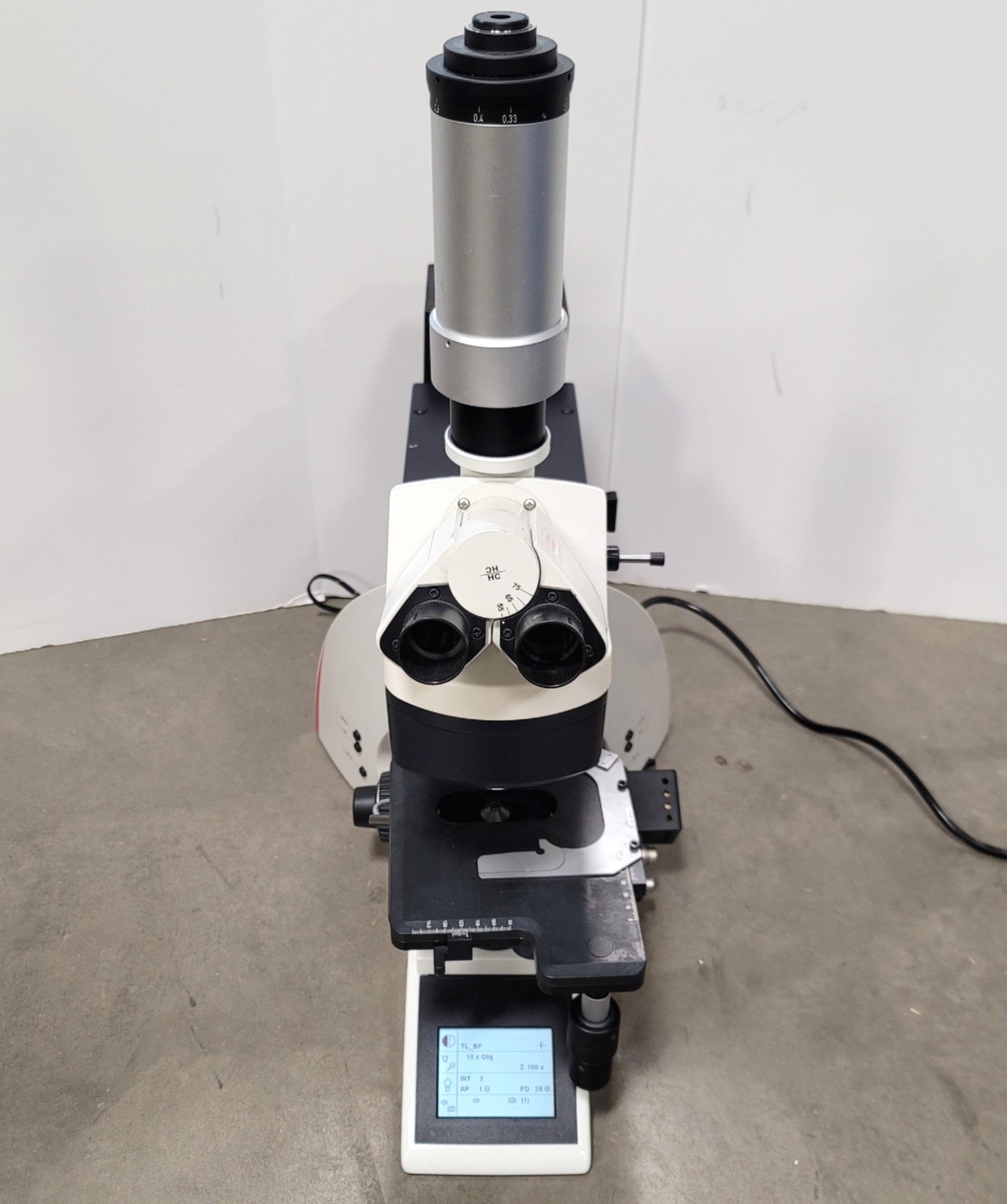 Used Leica DM4000M Digital Microscope With Motorized Z Axis 90-250VAC *No Eyepieces*