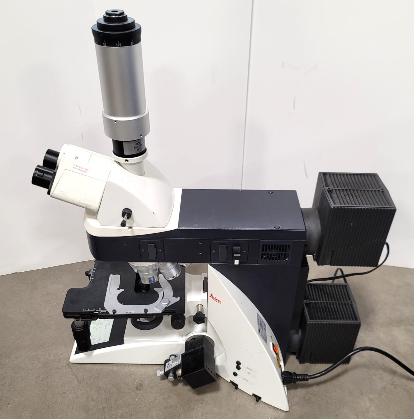 Used Leica DM4000M Digital Microscope With Motorized Z Axis 90-250VAC *No Eyepieces*