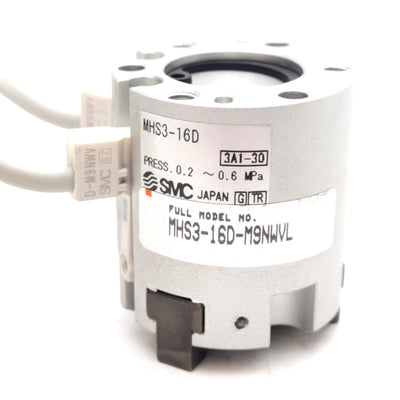 New SMC MHS3-16D-M9NWL Air Gripper, 3-Finger, ø16mm Bore, 4mm Stroke, 0.6MPa, M3x0.5